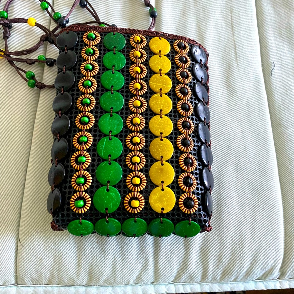Jamaican embelished fun cossbody bag - Picture 2 of 4